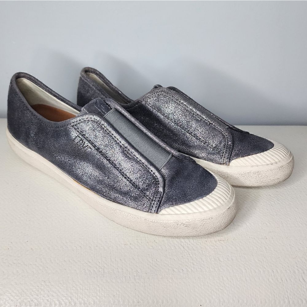 Frye Claudia Slip On Gray suede fashion Sneakers flat Size 9.5M